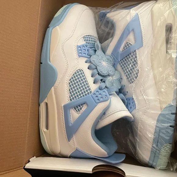 Air Jordan 4 Retro "White and Blue" - Picture 5 of 5